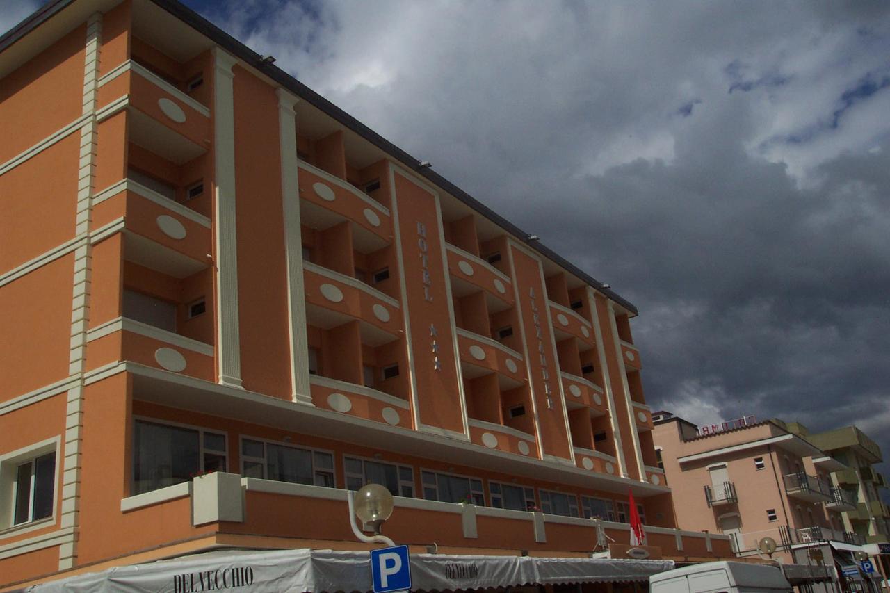 Hotel Alexander Resort Rimini Buitenkant foto